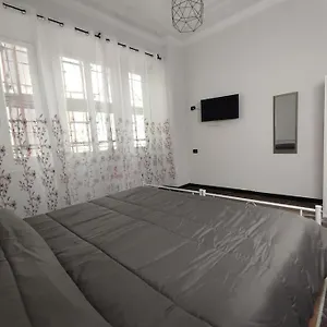 Benny 3 Da Letto Ad Uso Esclusivo Aeroporto , Genova Italia